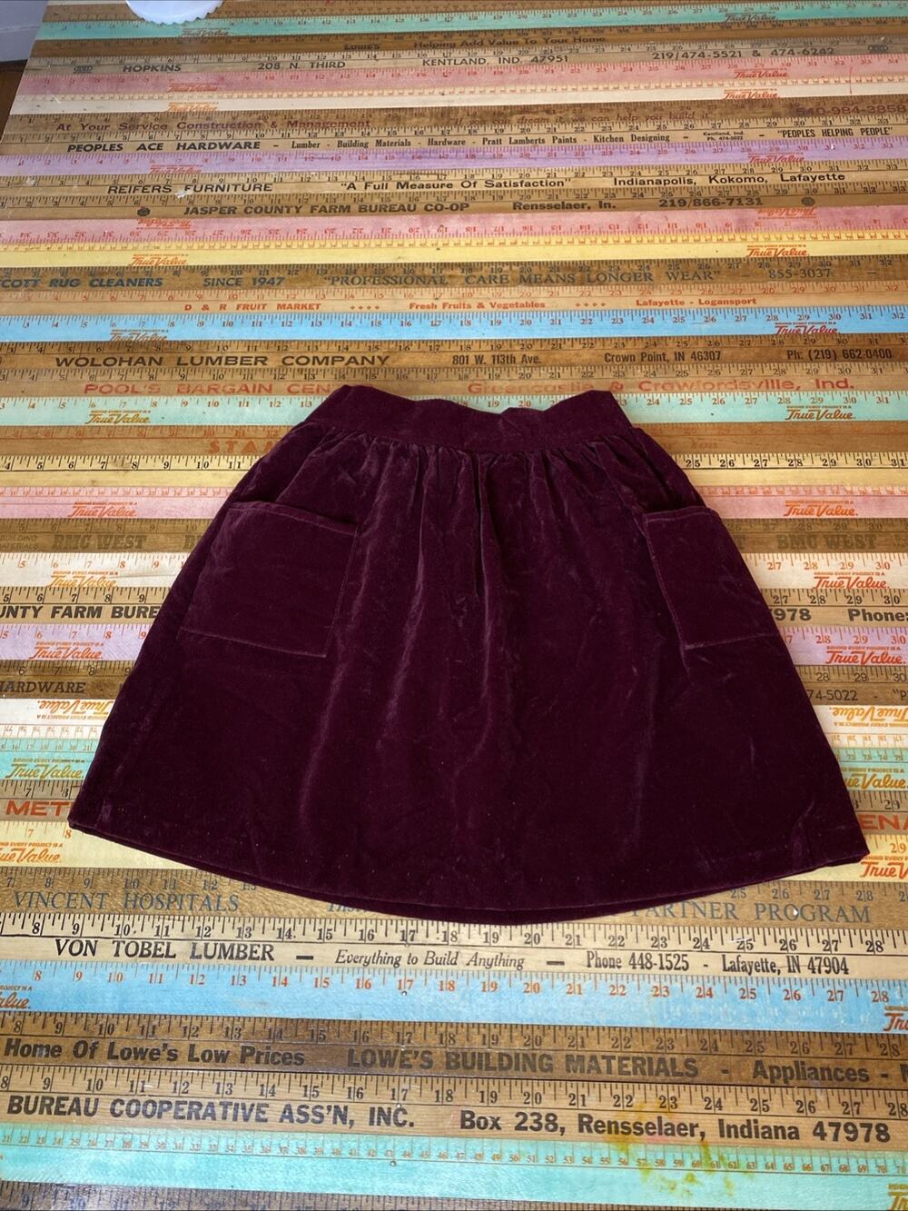 Roget Vintage 1960s Girls Red Velvet Elastic Waist Mini Skirt Size 6X USA